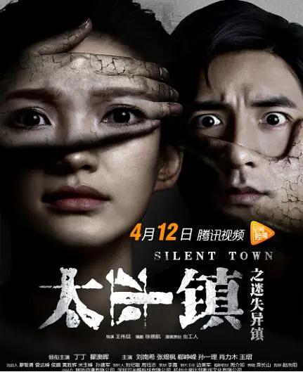 他揉捏她两乳不停呻吟人妻